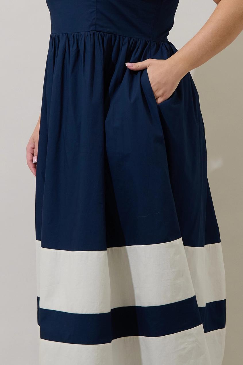 Murry Smocked Contrast Maxi Dress Curve