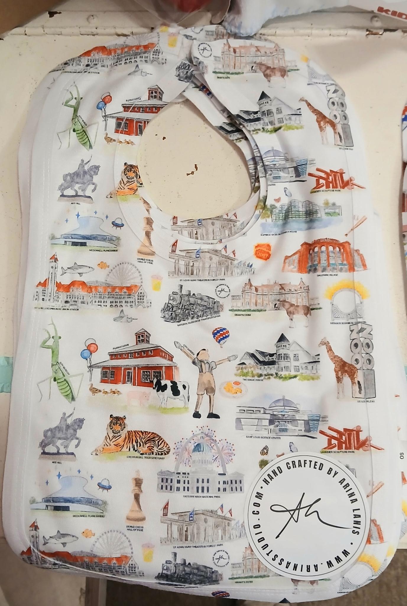 St. Louis Bib
