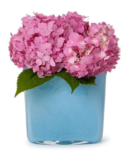 Marbled Scalloped Vase
