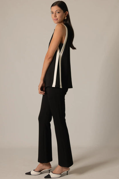 Contrast Border Side Pocket Sleeveless Top