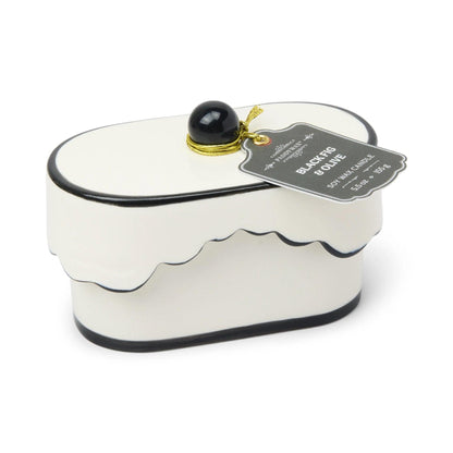 Chérie 5.5 oz. Porcelain Candle w/ Lid