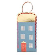 Doll House in a Suitcase