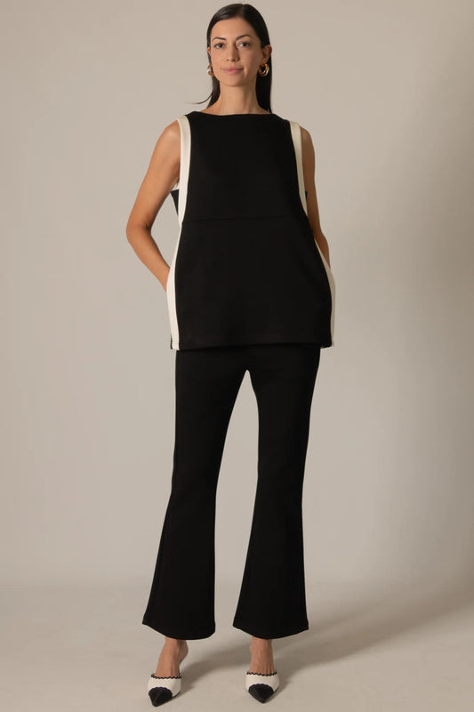 Contrast Border Side Pocket Sleeveless Top