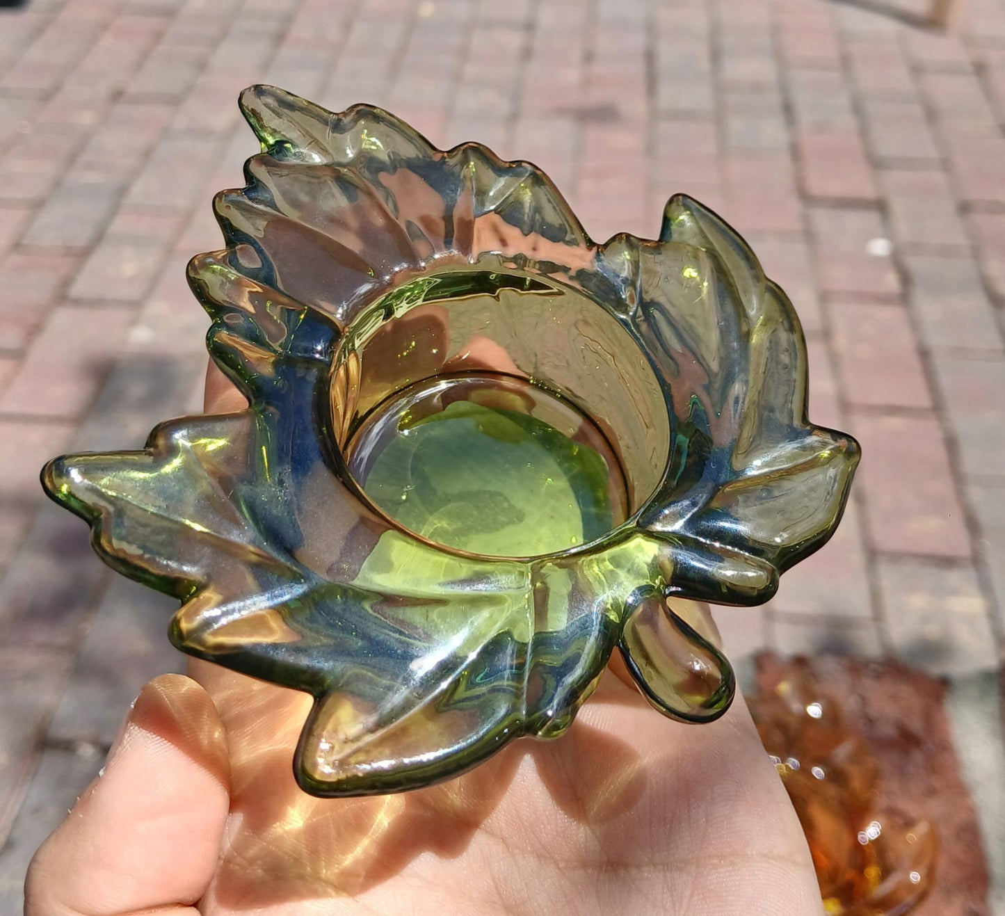 Leaf Tealight Candleholder