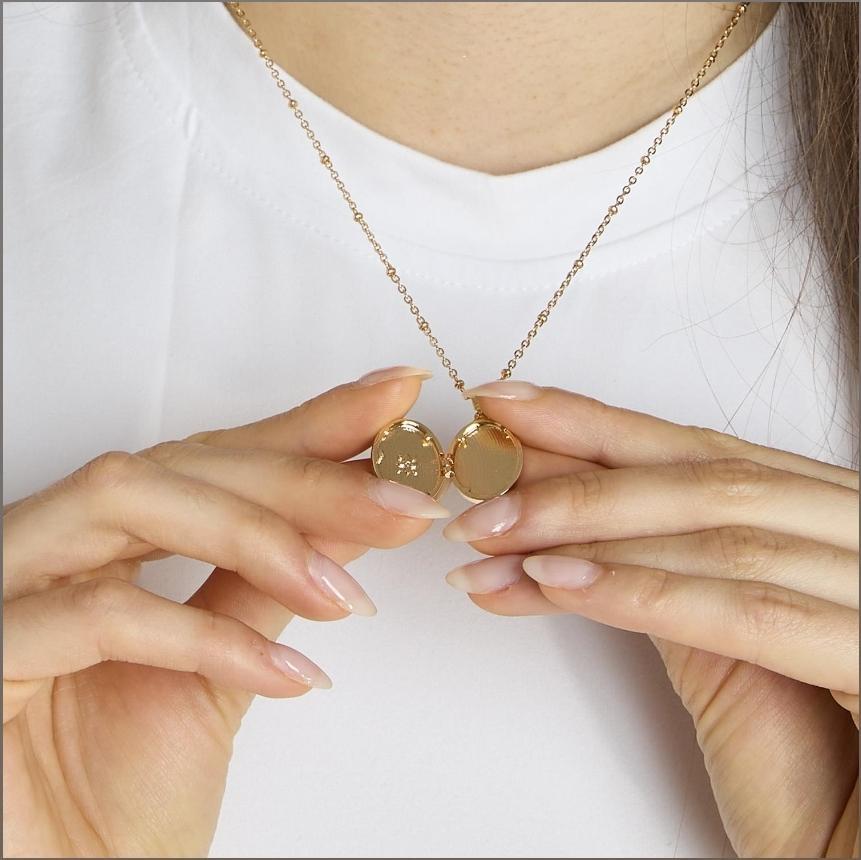 Keepsake Locket Waterproof 18K Gold Necklace