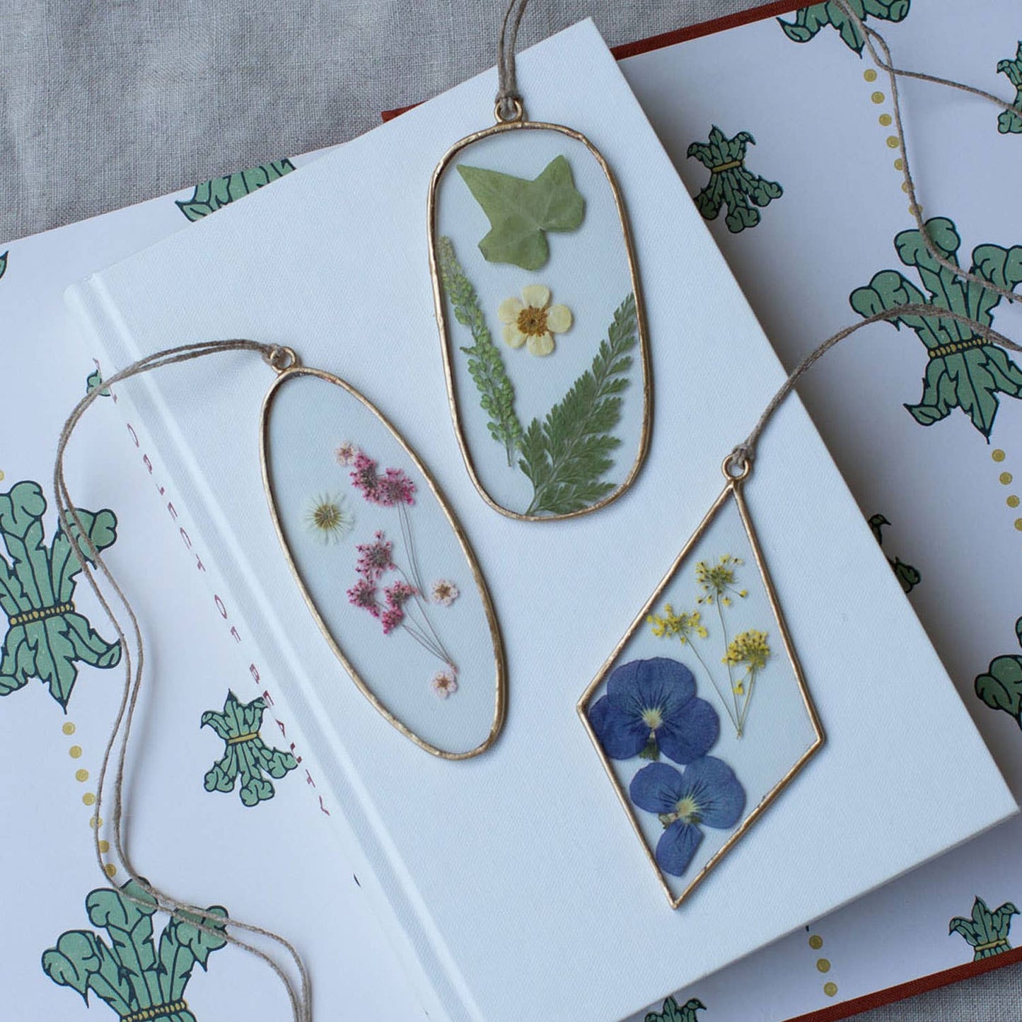Meadow Sweet Oval Pressed Floral Pendant