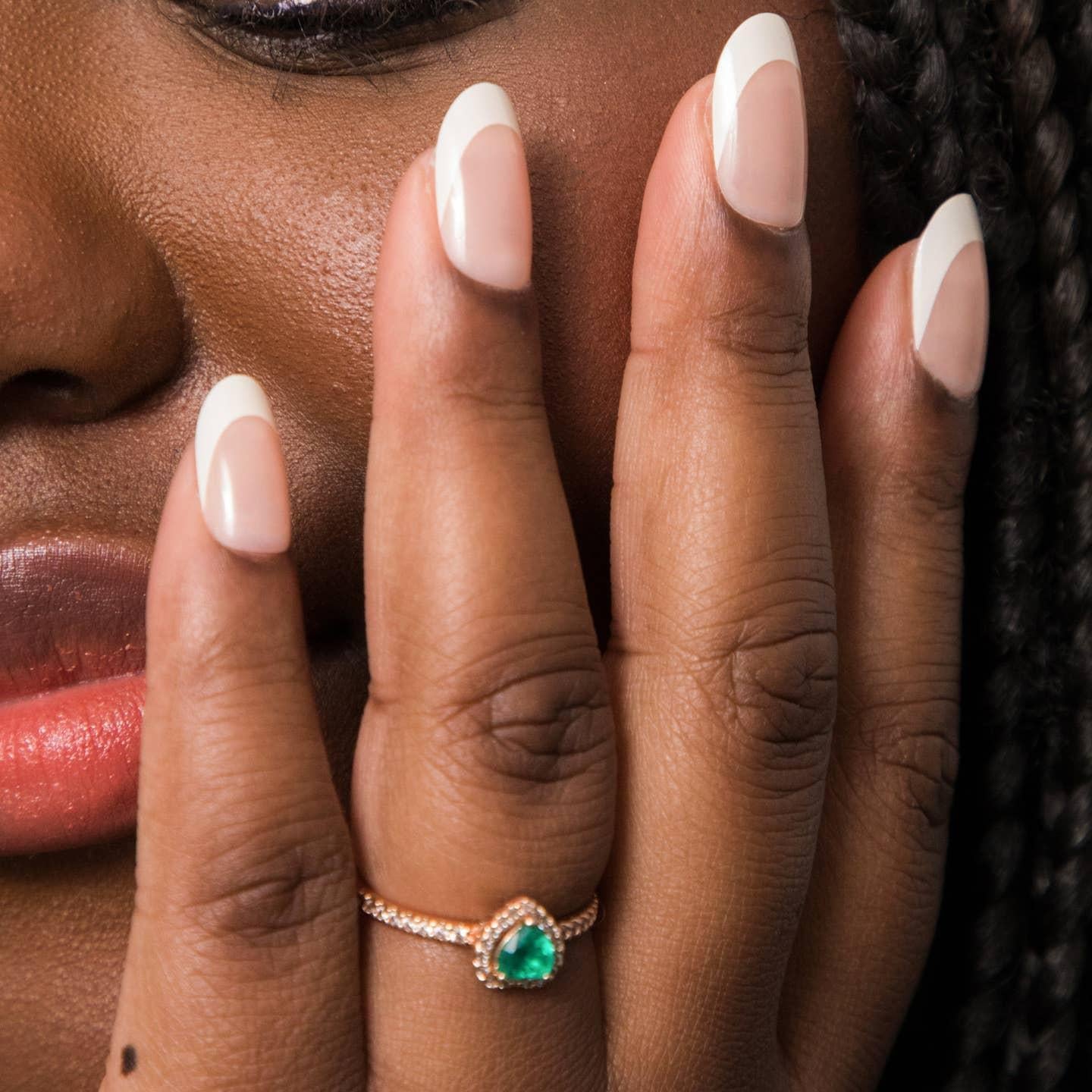 Chill Tips Press-On Nails