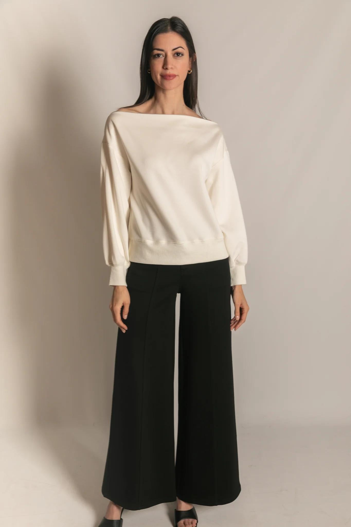 V Neck Tulip Sleeve Top
