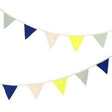 Knitted Flag Garland
