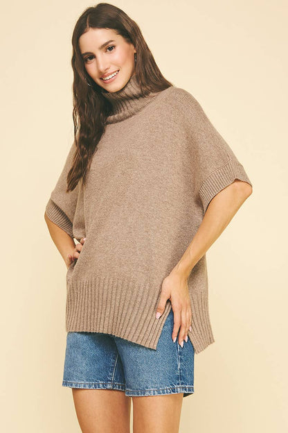 TURTLE NECK SHORT SLEEVE SWEATER