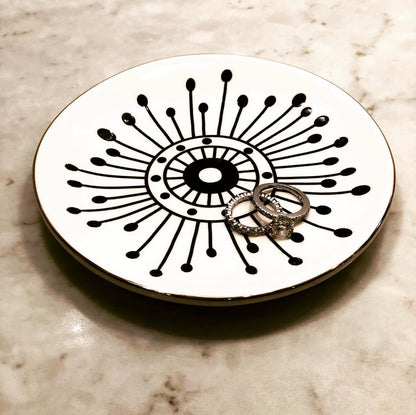 Black & Gold Modern Plate