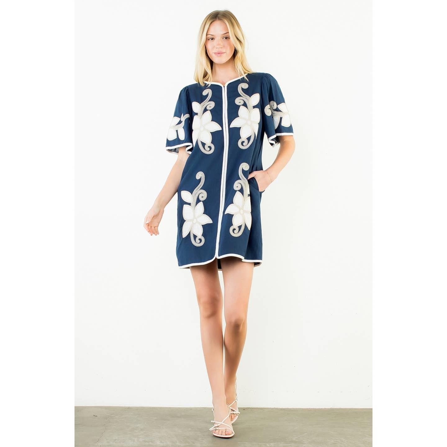 Short Sleeve Floral Embroidery Detail Dress