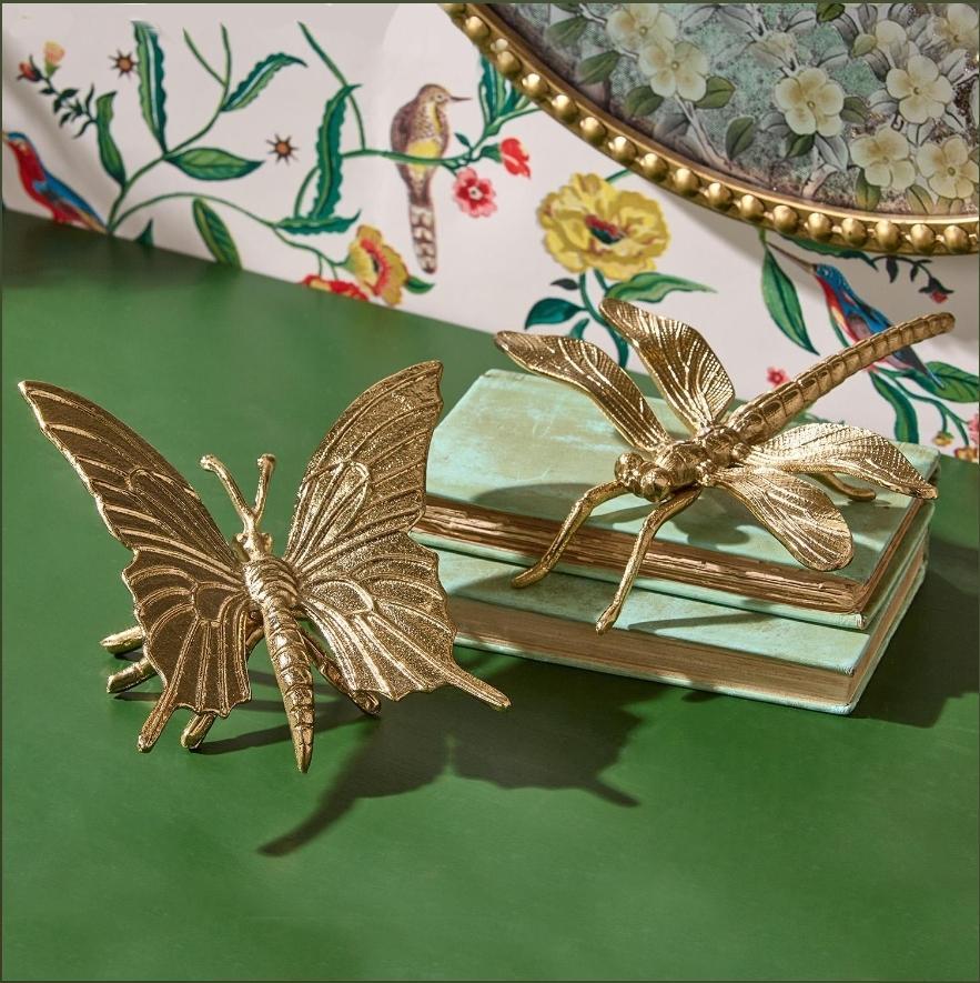 Flora and Fauna Nature Decor