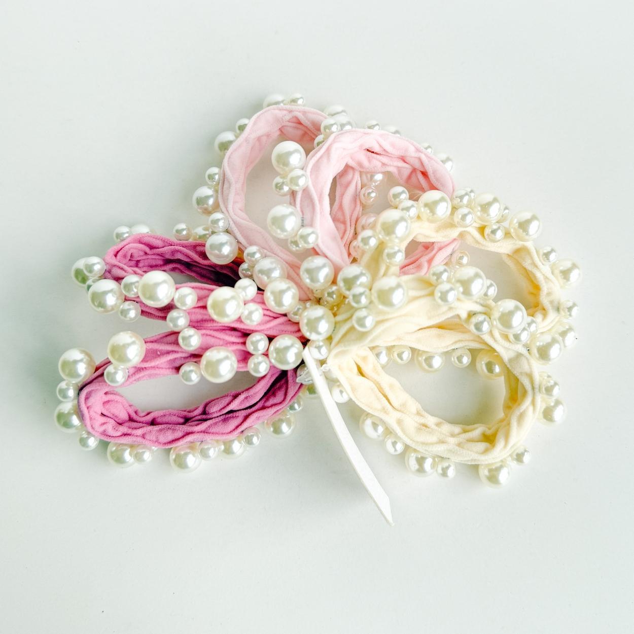Textured Seamless Pearl Hair Tie Set